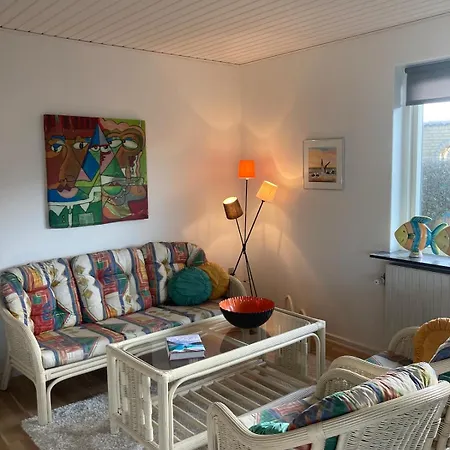 Cozy, Delicious And Bright Uggerby