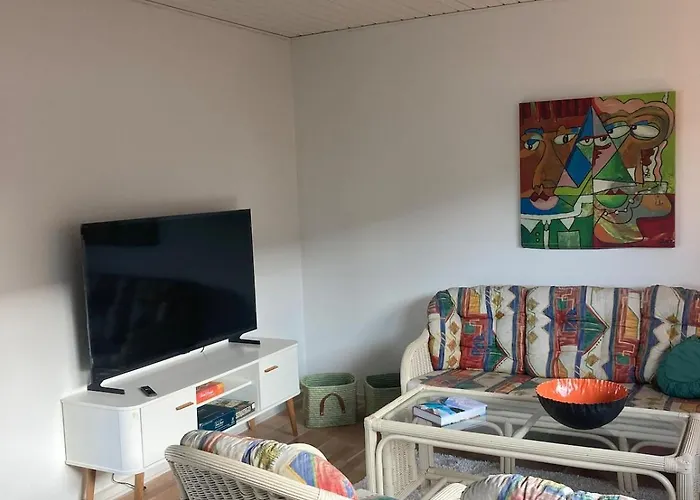 Cozy, Delicious And Bright * Uggerby